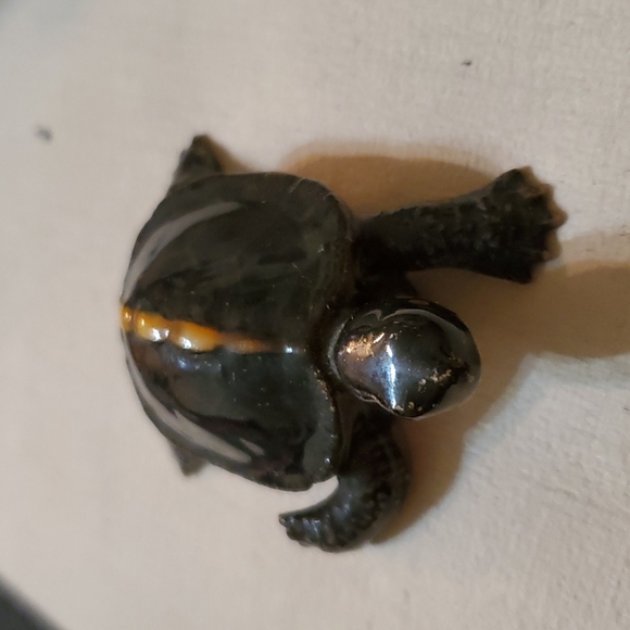CUTE LITTLE CERAMIC TURTLE - Picture 1 of 7